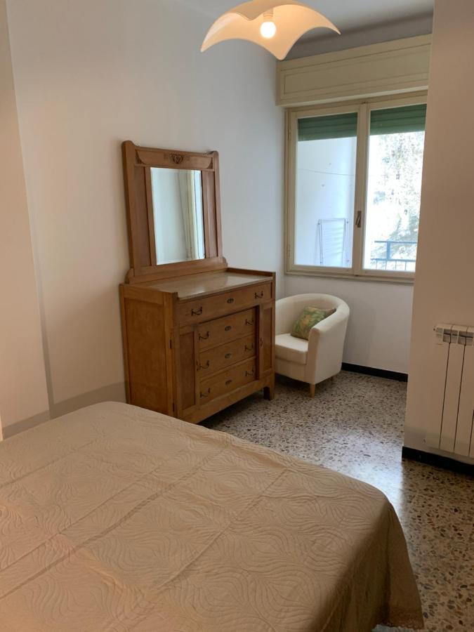 Casa Bianca 2 - Confortevole In Centro A โมเนเลีย ภายนอก รูปภาพ